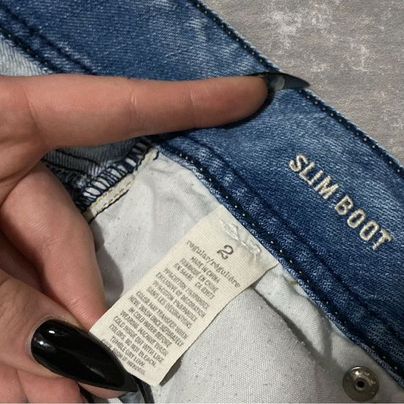 AMERICAN EAGLE OUTFITTERS | Mottled Tie Dye Slim Boot Distressed Denim Shorts 2 - Picture 4 of 6